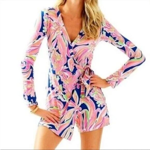Lilly Pulitzer Tiki Wrap Romper Resort Navy Banana Flambe - Picture 1 of 8